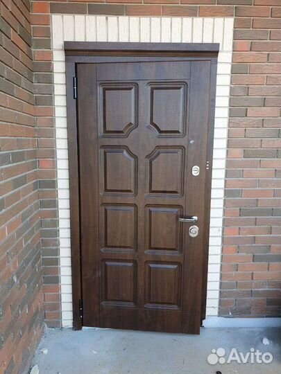 Установка входных дверей