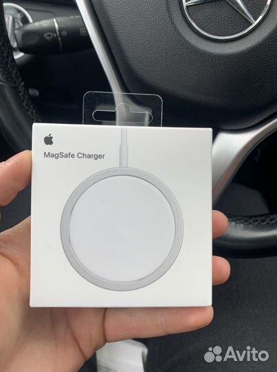 MagSafe Apple (Беспроводная станция зарядки)