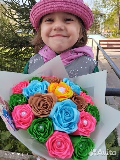 Букет из атласных лент