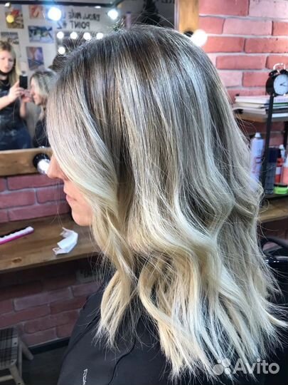 Парикмахер, сложное окрашивание,бразильский блонд