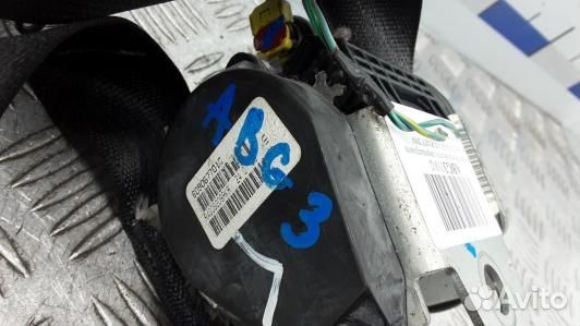 Ремень безопасности с пиропатроном сиденья передне