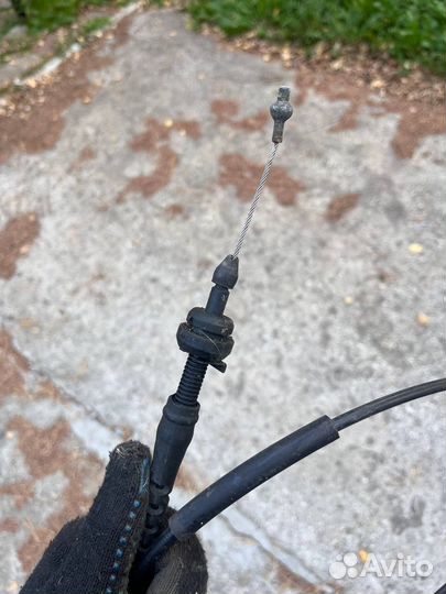 Тросик газа Skoda Octavia A4