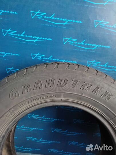 Dunlop Grandtrek AT5 215/70 R16