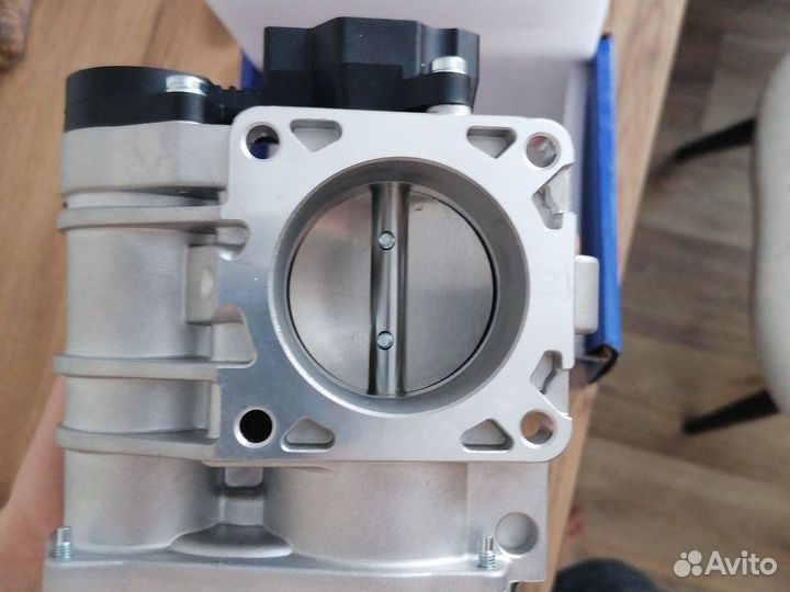 Дроссельный патрубок электронный