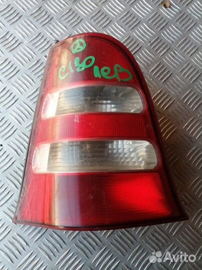 Фонарь наружный задний левый Mercedes-Benz A160