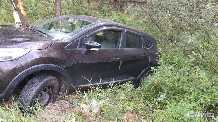 Renault Kaptur 2.0 МТ, 2016, битый, 258 294 км