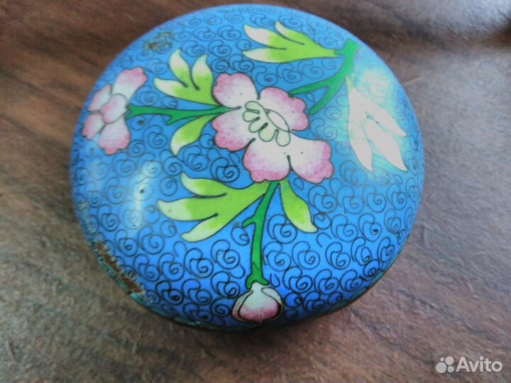 Шкатулка, пудренница медная