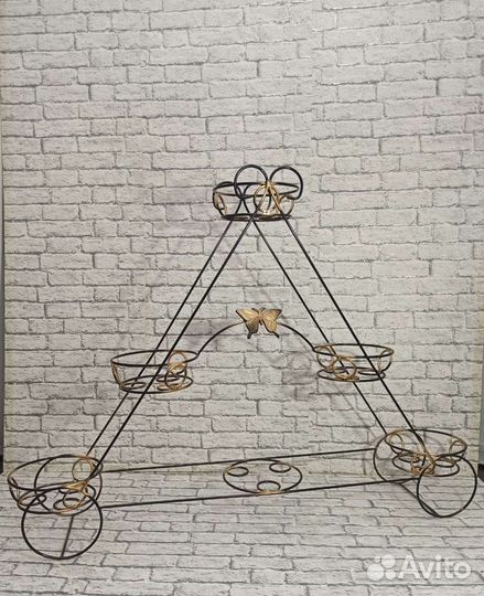 Подставка для цветов напольная, металлическая