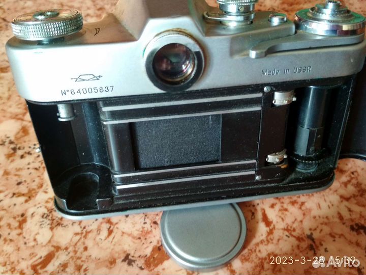 Плёночный фотоаппарат Зенит 3М