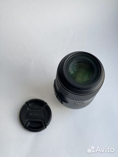 Nikon 105mm f/2.8G IF-ED AF-S VR Micro-Nikkor