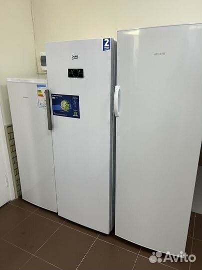 Морозильная камера 180Л новая