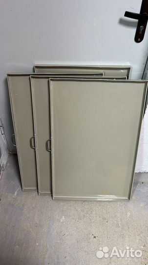 Поддоны для куриц