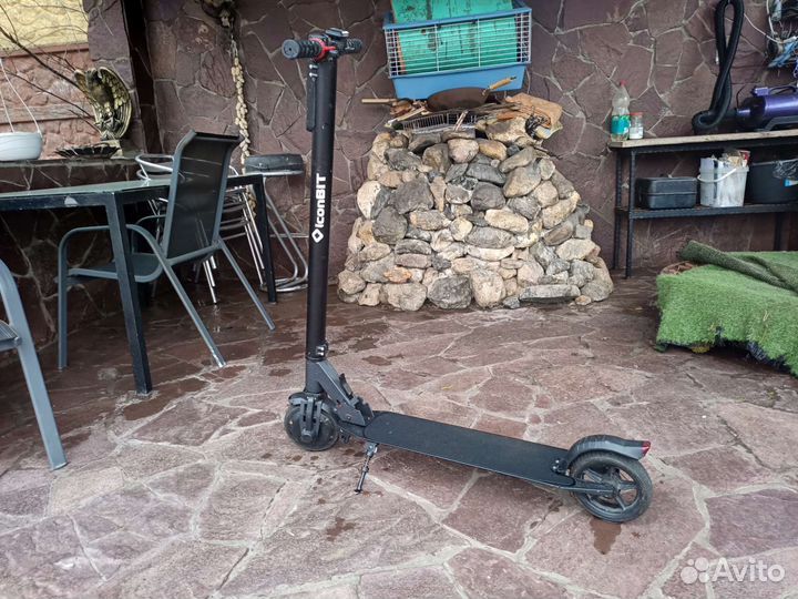 Самокат взрослый электрический бу