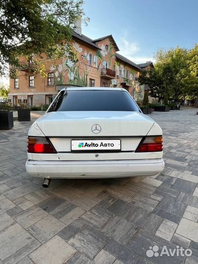 Mercedes-Benz W124 2.5 МТ, 1992, 100 000 км