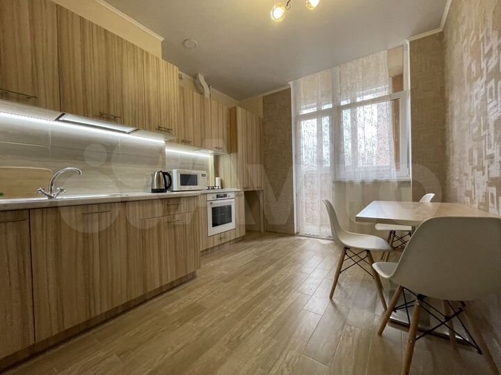 1-к. квартира, 38 м², 3/10 эт.