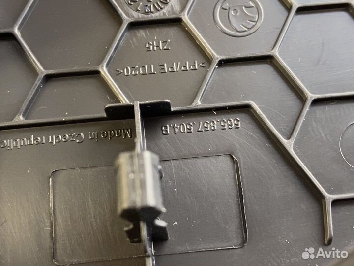 Накладка торпеды правая skoda kodiaq