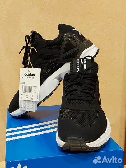 Кроссовки Adidas
