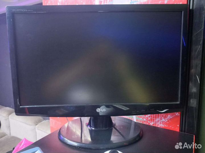 Монитор LG 22 дюйма full hd