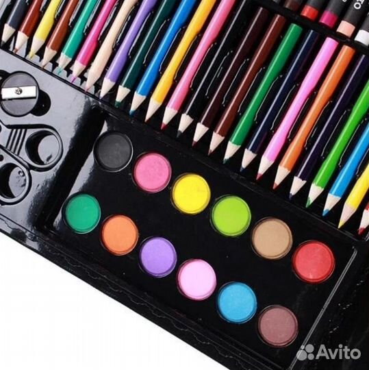 Набор для рисования в чемоданчике