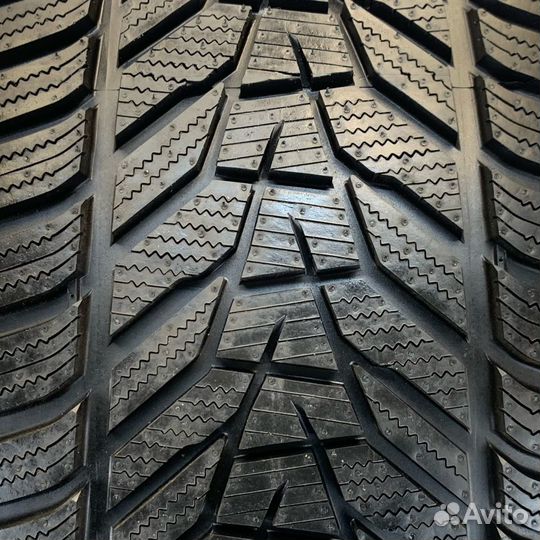 Hankook Winter I'Cept Evo 3 W330A 265/45 R21 108W