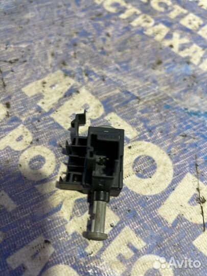 Датчик педали тормоза Ford Focus 3 седан 2012