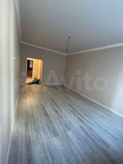 1-к. квартира, 43 м², 1/4 эт.