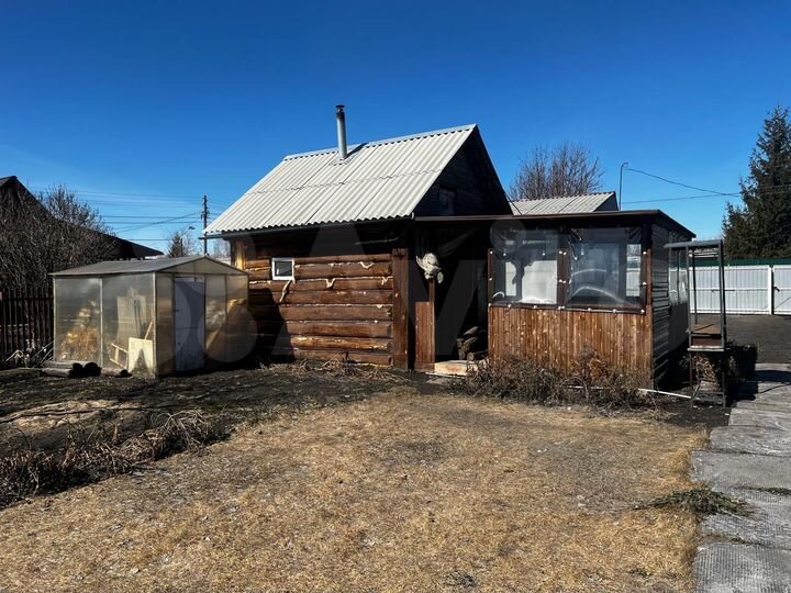 Дача 15 м² на участке 7 сот.
