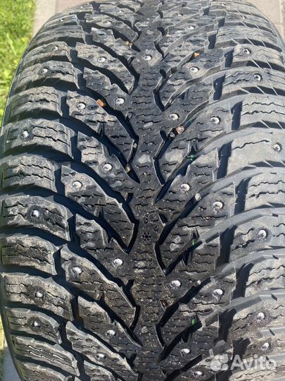 Nokian Tyres Hakkapeliitta 9 245/40 R18 и 265/35 R18