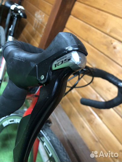 Шоссейный велосипед Giant Defy