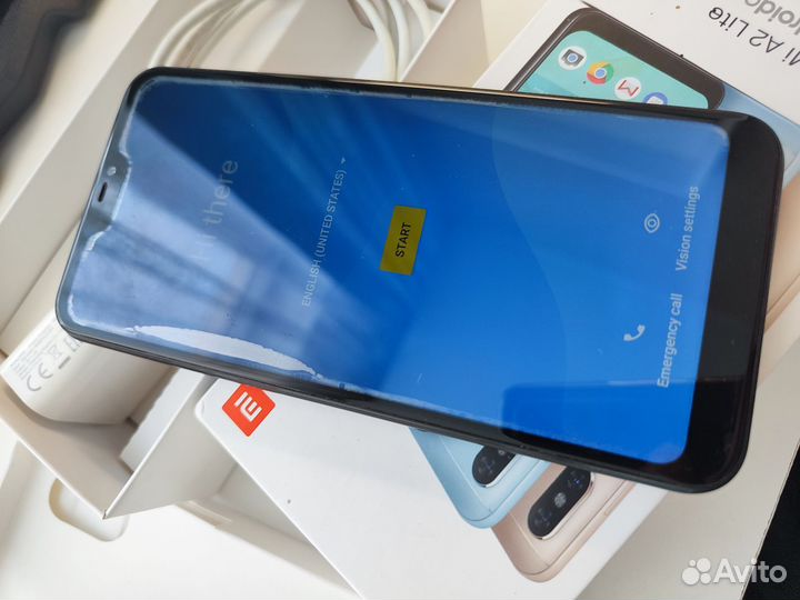 Xiaomi Mi A2 Lite Android One, 4/32 ГБ