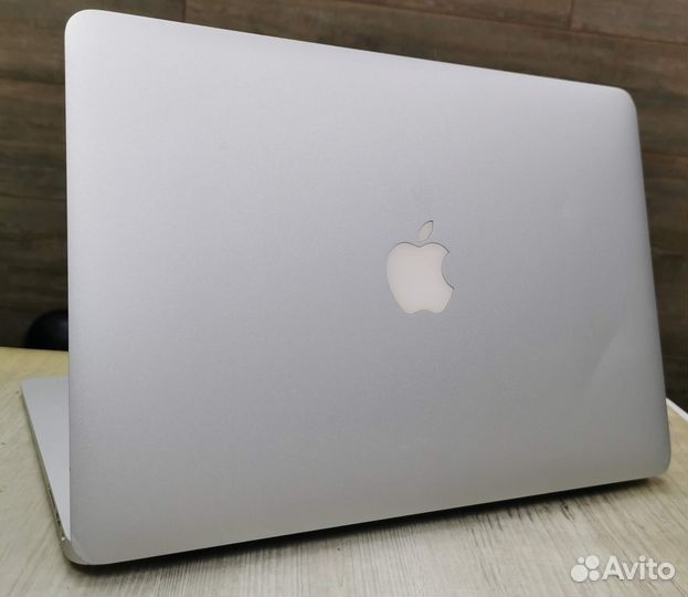 Apple MacBook Air 13