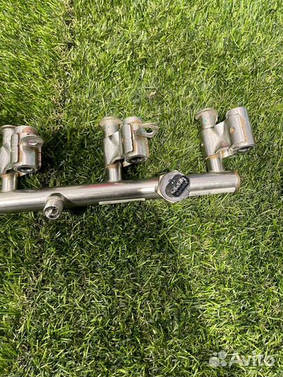 Топливная рампа Ford Escape 4 CX482 2021