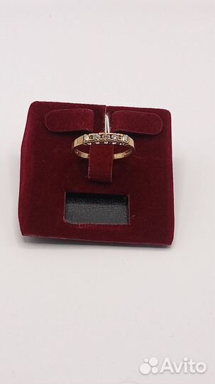 Кольцо /Бриллиант 5*0,03ct Кр-57 4/4 1,93 г,оспя