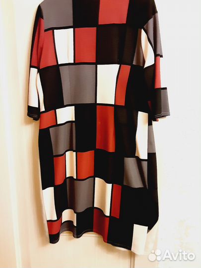 Платье трикотажное женское