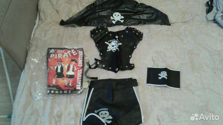 Новогодний костюм пирата