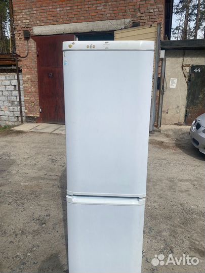 Холодильник