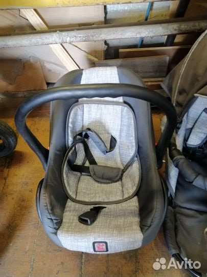 Прогулочная коляска 3 в 1 бу