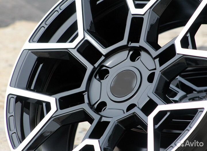 Литые диски R22 5X150 Toyota Tundra