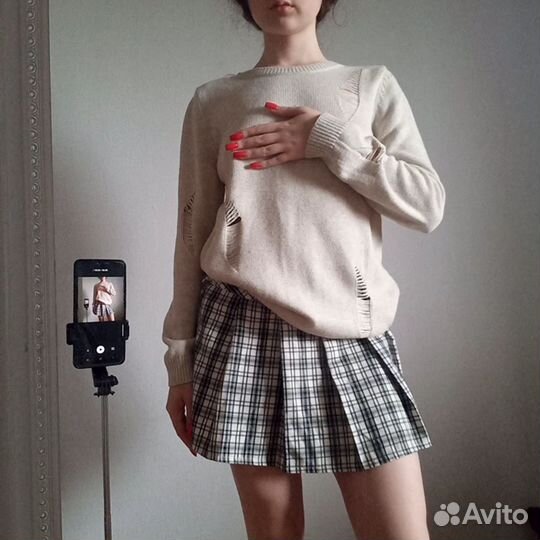 Свитер и юбка