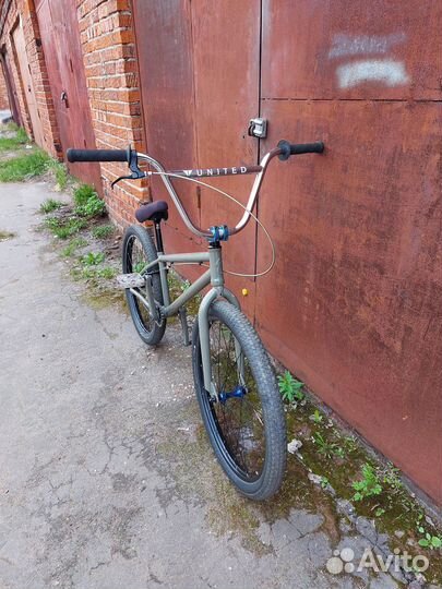 Велосипед круизер BMX Specialized P.24 cruiser