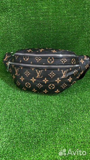 Сумка бананка Louis vuitton