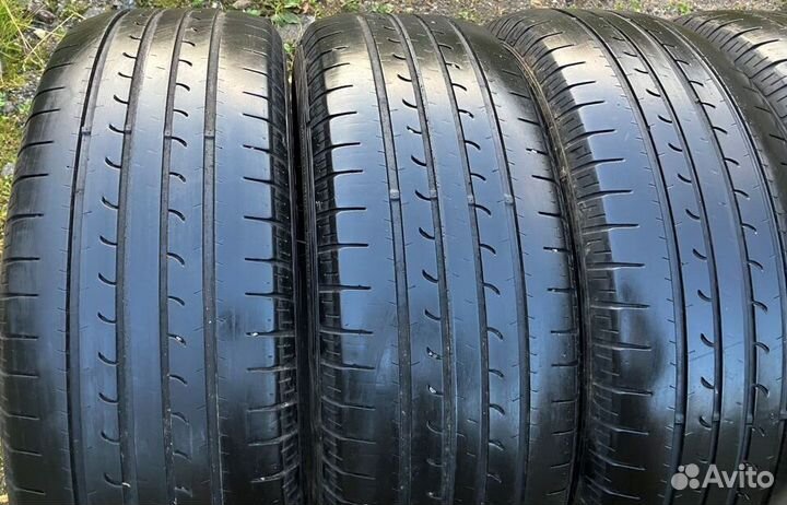 Goodyear EfficientGrip SUV 4x4 215/60 R17