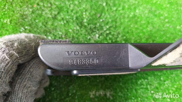 Стоп-сигнал в салоне Volvo S80 B5244S 2000