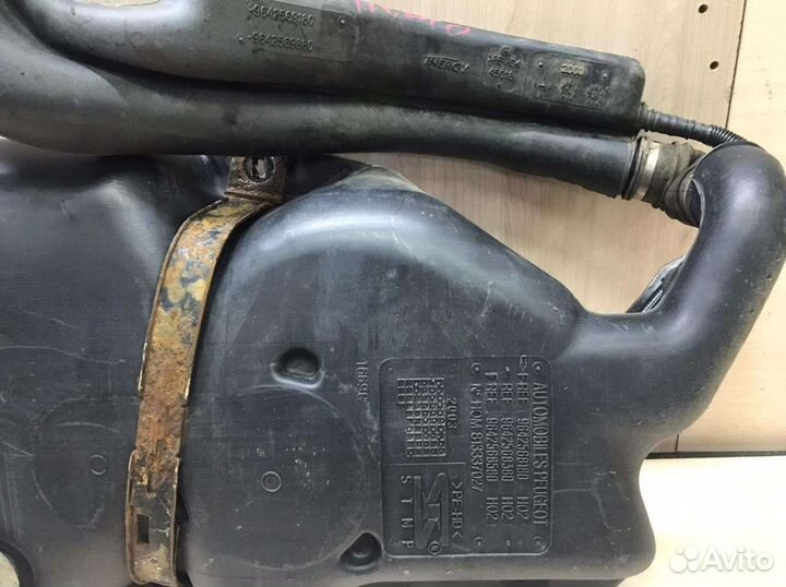 Бензобак Peugeot 206 1,4