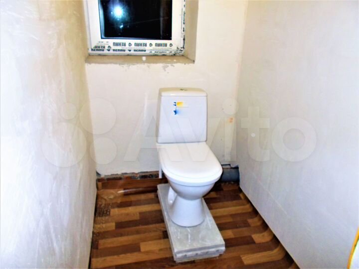 Комната 12 м² в 3-к., 1/3 эт.