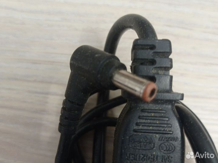 Блок питания адаптер Lenovo