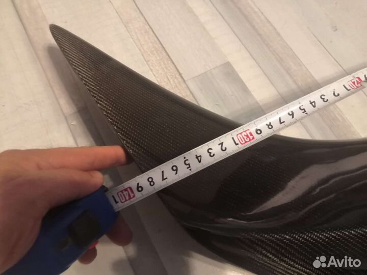Карбоновый спойлер. Универсальный