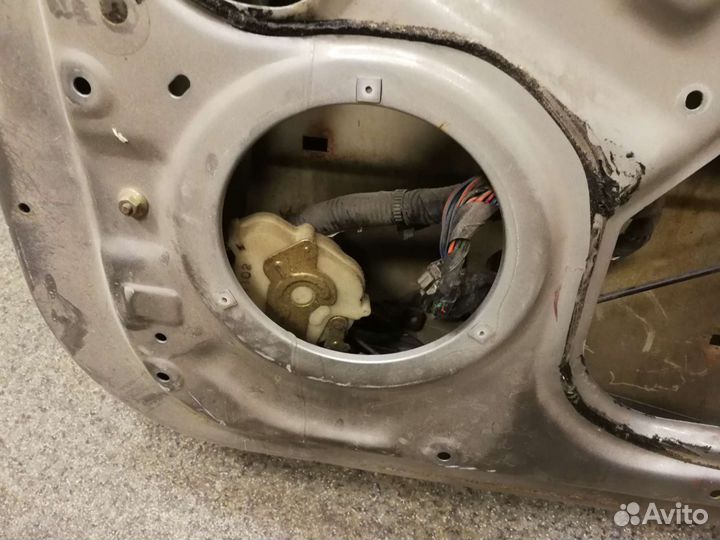 Дверь на kia sorento