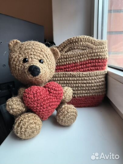 Игрушки вязаные крючком из джутовой пряжи