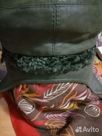 Берет с ушками, крек